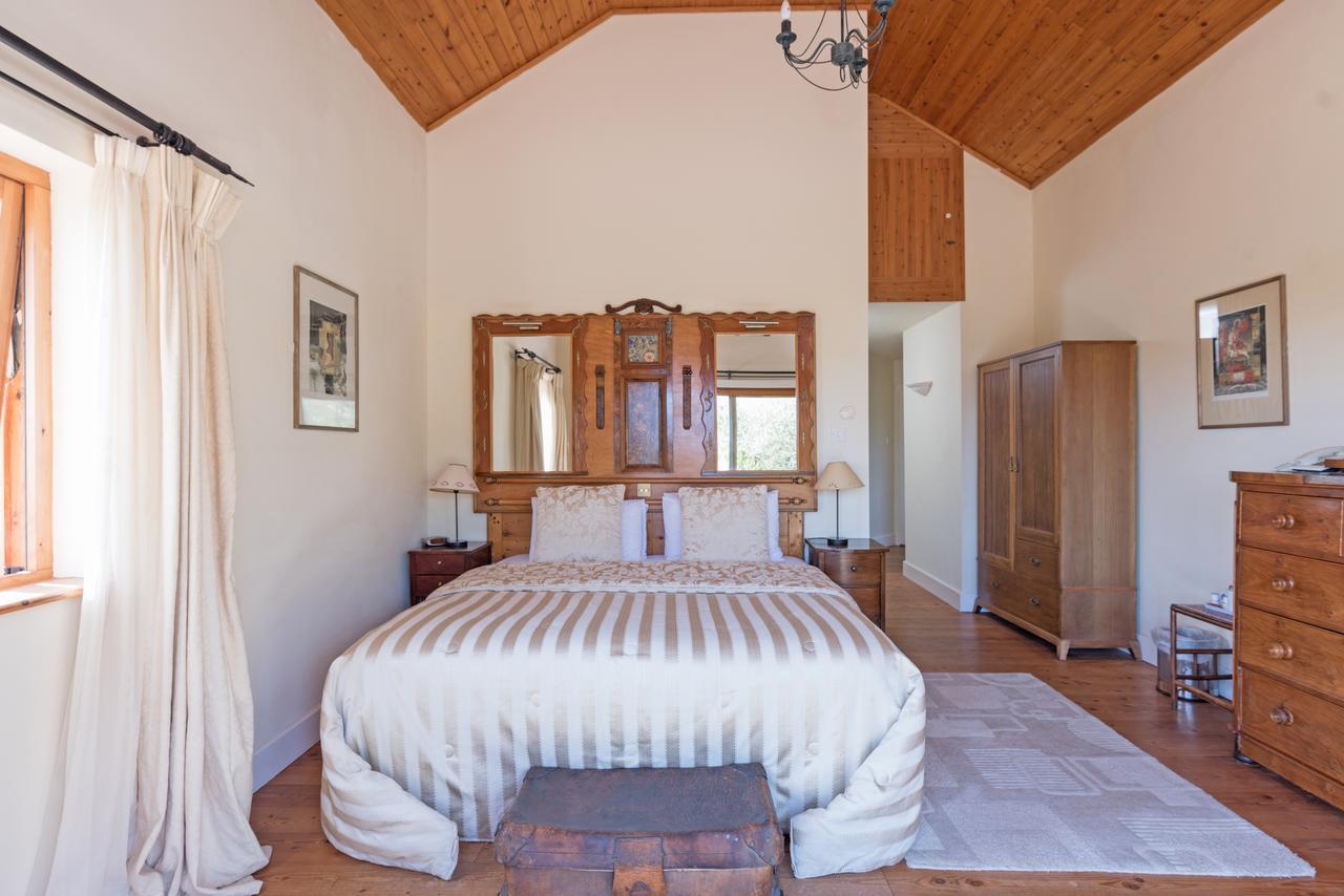 מלון קליפדן Dolphin Beach House מראה חיצוני תמונה