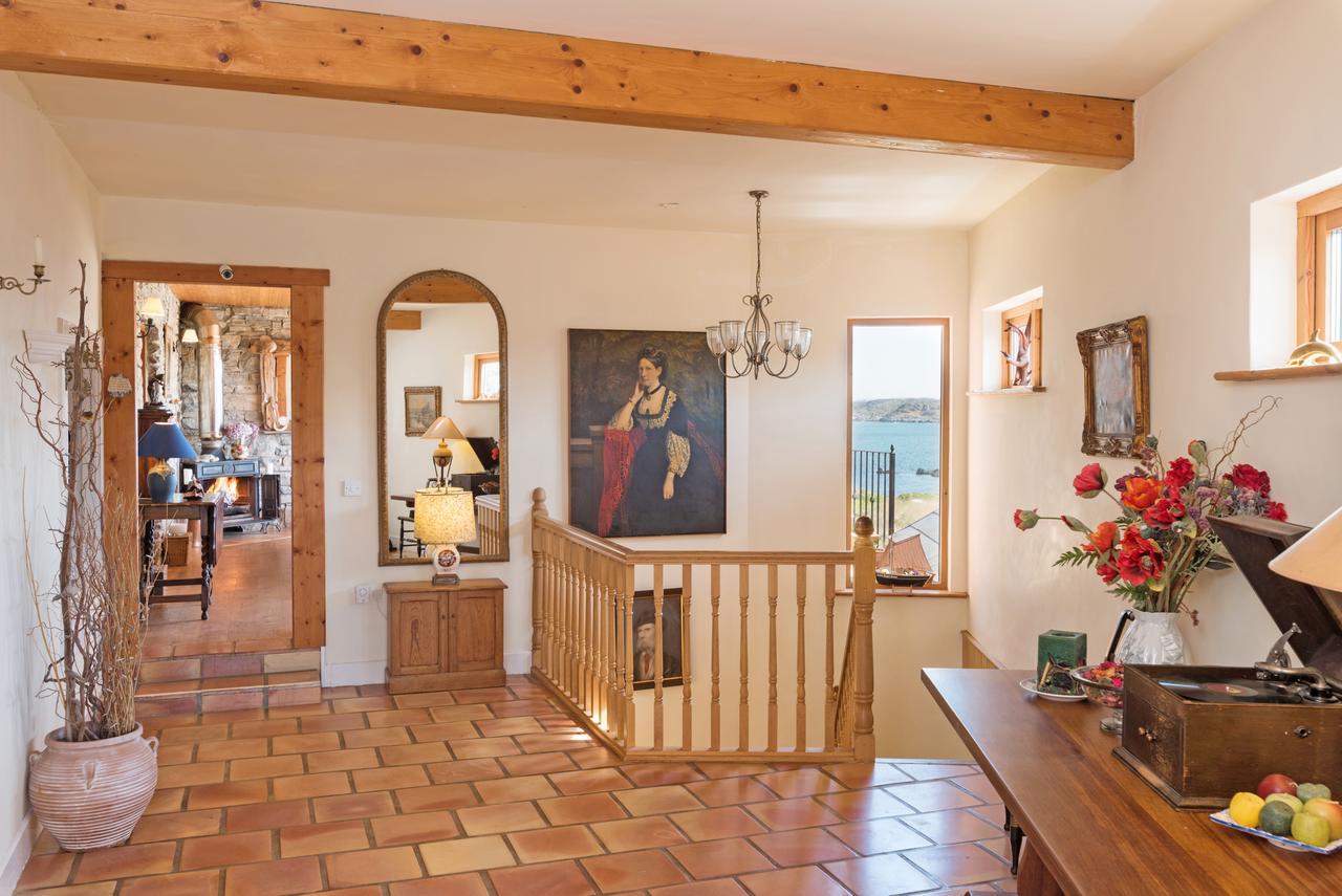 מלון קליפדן Dolphin Beach House מראה חיצוני תמונה